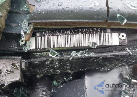 2000 Chevrolet S-10 Ls z USA, uszkodzony, nr VIN 1GCCS19W3Y8299761